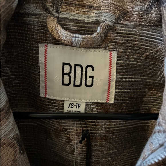 BDG Abstract Patterned Jacket - Picture 4 of 7